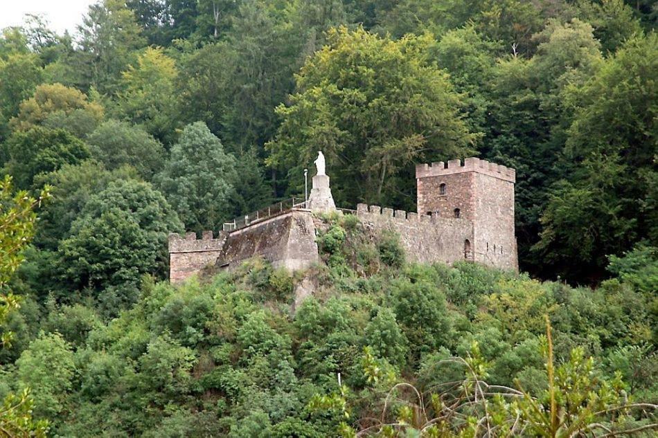 Le Gite Du Chateau Dans Le Centre De Schirmeck Exteriér fotografie